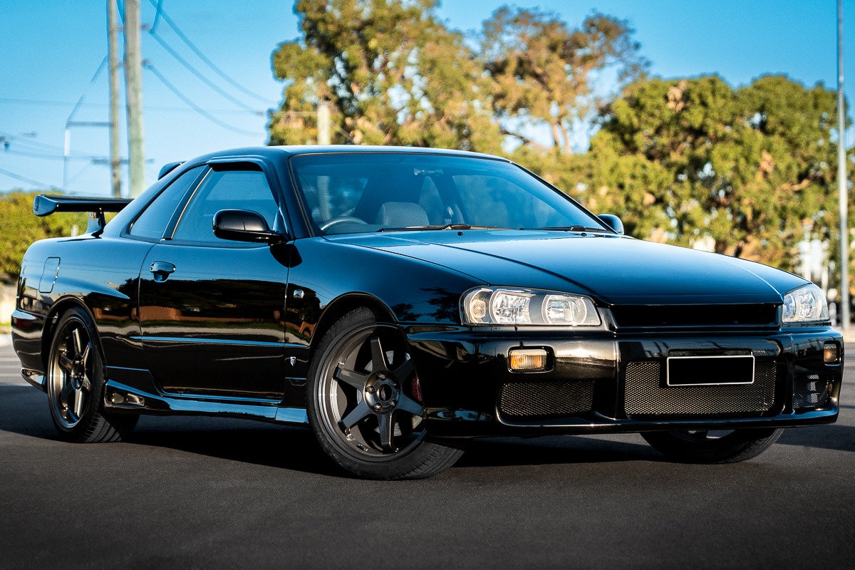 R34