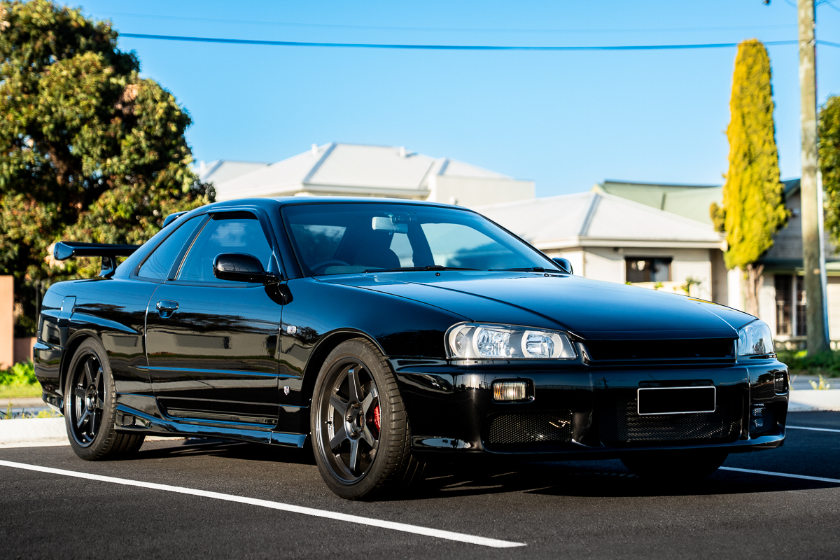 R34